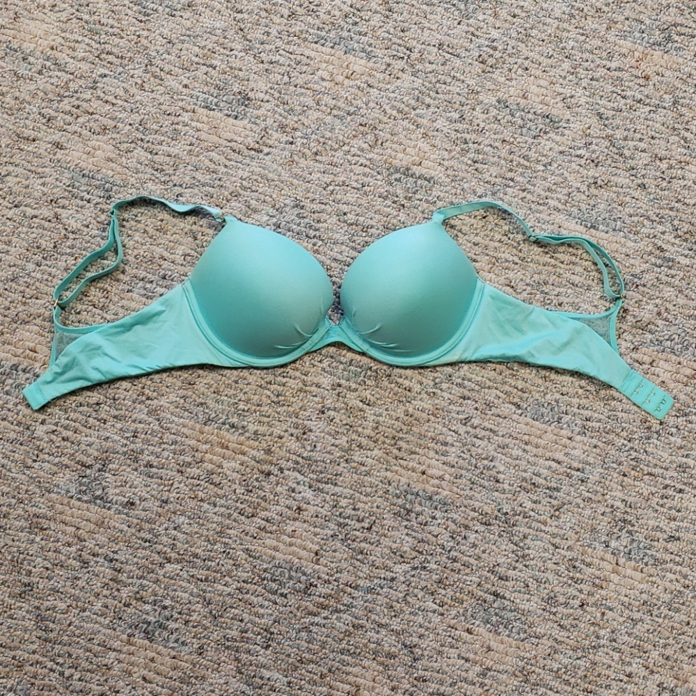 Victoria's secret bra